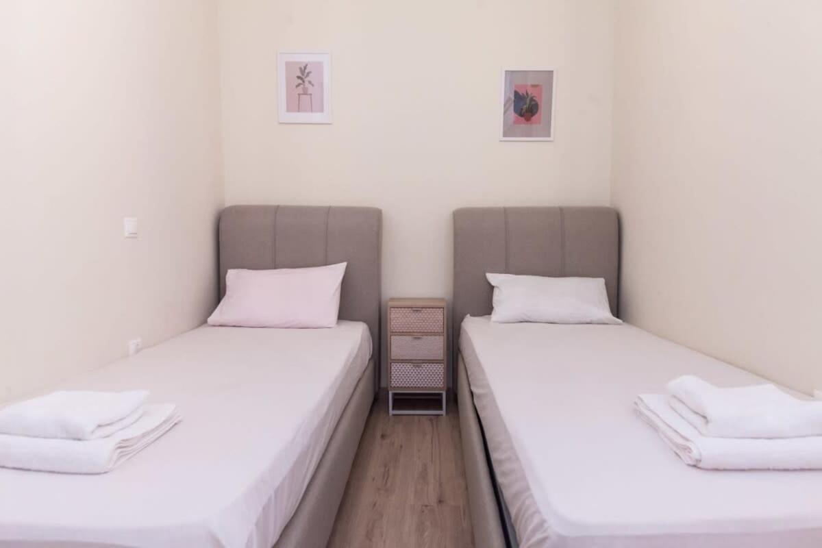 Brand New 2 Bedroom Haven Apt In Galatsi Атина Екстериор снимка