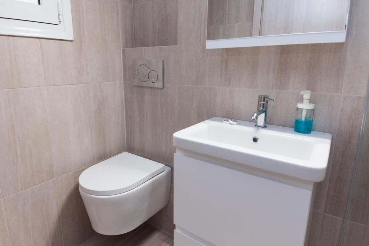 Brand New 2 Bedroom Haven Apt In Galatsi Атина Екстериор снимка